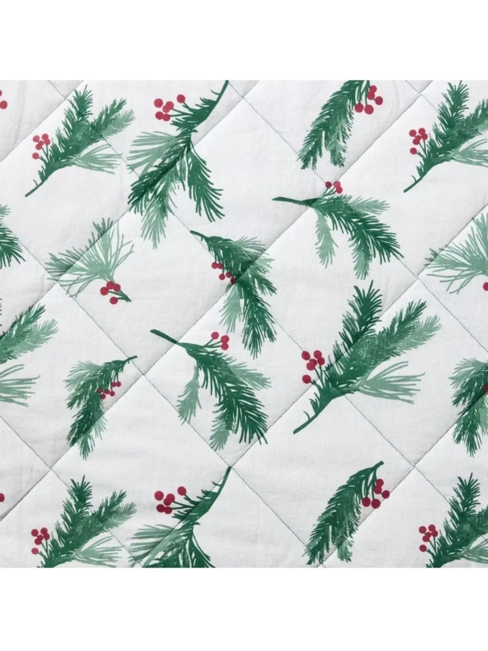 Holiday Pine & Berry Reversible Flannel Queen Set Green/White/Red ~ Festive